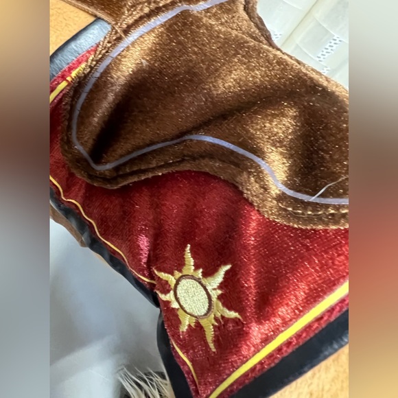 DISNEY “Tangled” 16” stuffed horse - Picture 5 of 6